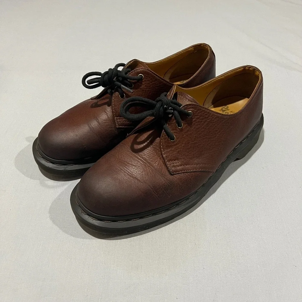 Dr. Martens Unisex Brown 3 Eye Lace Up Low Top Comfort Oxfords Shoes M 9 W 10